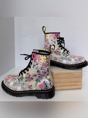 RARE Floral 1460 Doc Marten Mash Up Backhand Leather Combat Boots Size 6 EUC